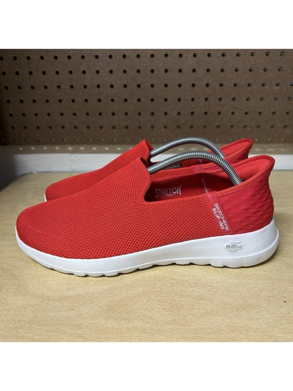 Skechers Go Walk Joy Red Slip On Women’s Comfort Shoes Size 11 124641